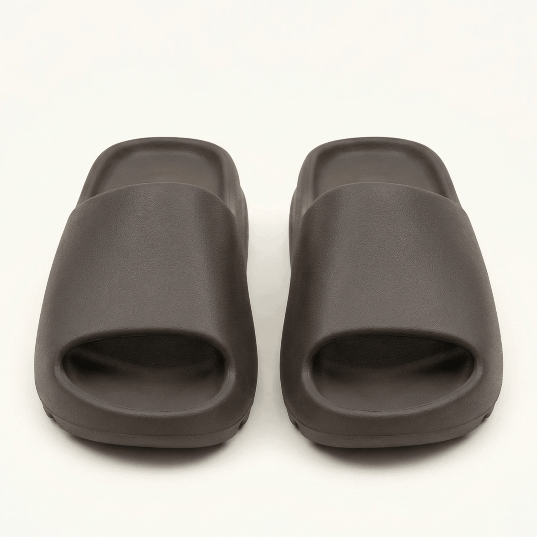 Slippers basic – Dark Brown